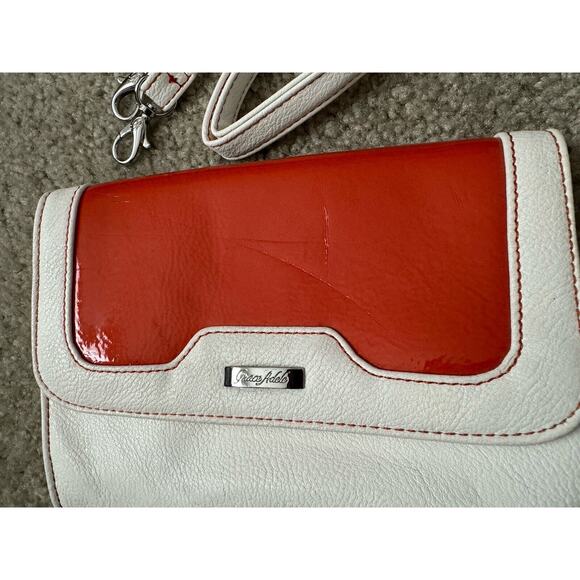 Grace Adele Scentsy Crossbody/Clutch Ivory & Orange Patent NWOT - Picture 4 of 15